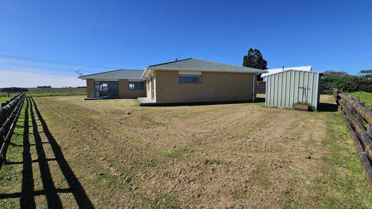 44 Otaraoa Road Waitara_18