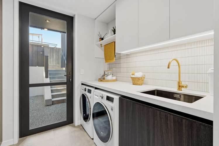 3 and 5 Jocelyn Way Mosgiel_37