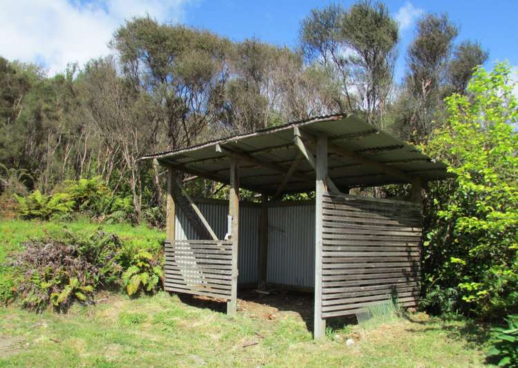 1712 State Highway 7 Moana / Lake Brunner_34