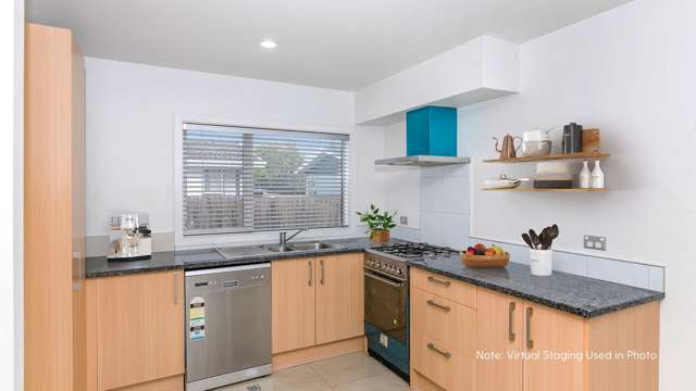 2/61 York Street Hamilton East_2