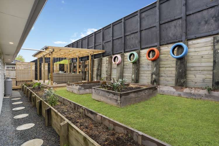 25 Ahorangi Road Silverdale_15