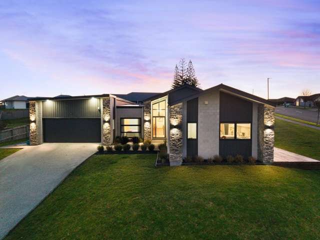 Dream Home with Income Stream 6 Bed!