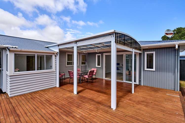 13 Nathan Street Tawa_18