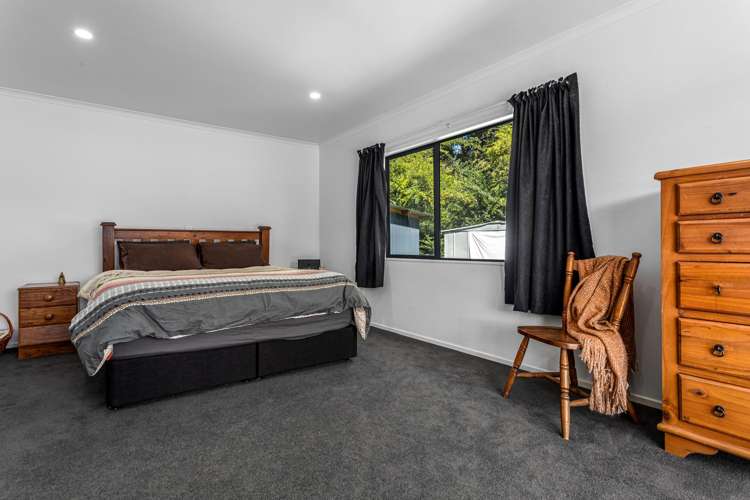 34 Nuku Road Taneatua_13