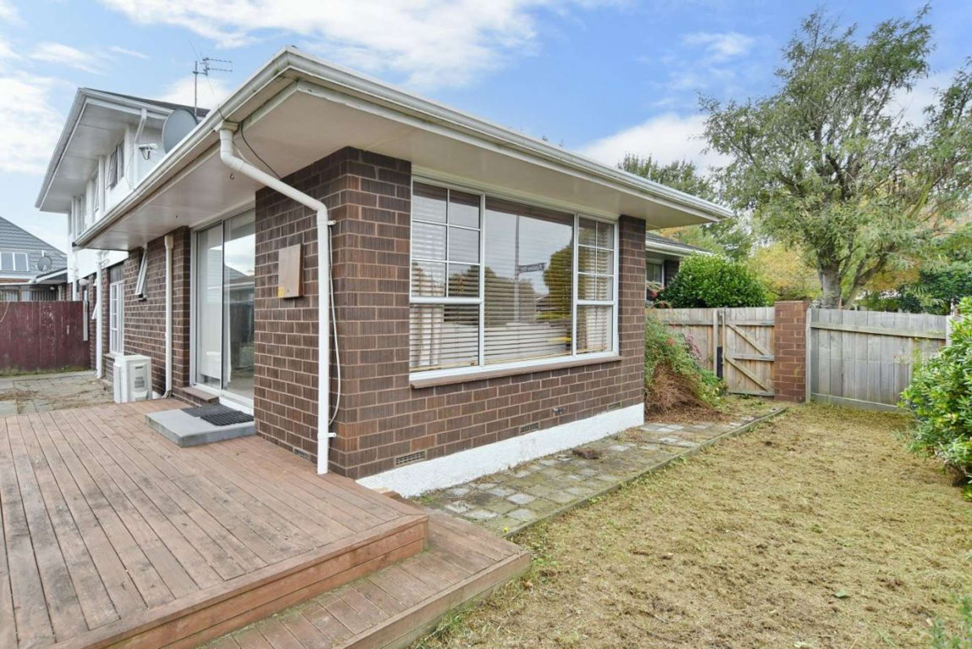 7 Apsley Drive Russley_0