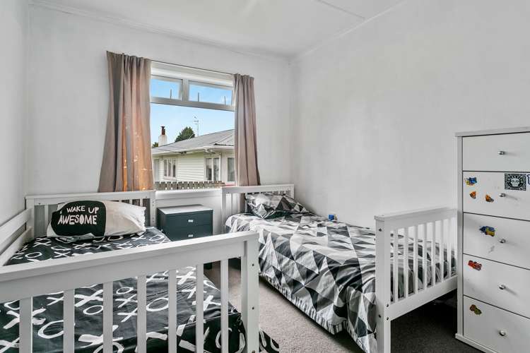 1/8 Hinemoa Avenue Taupo_5