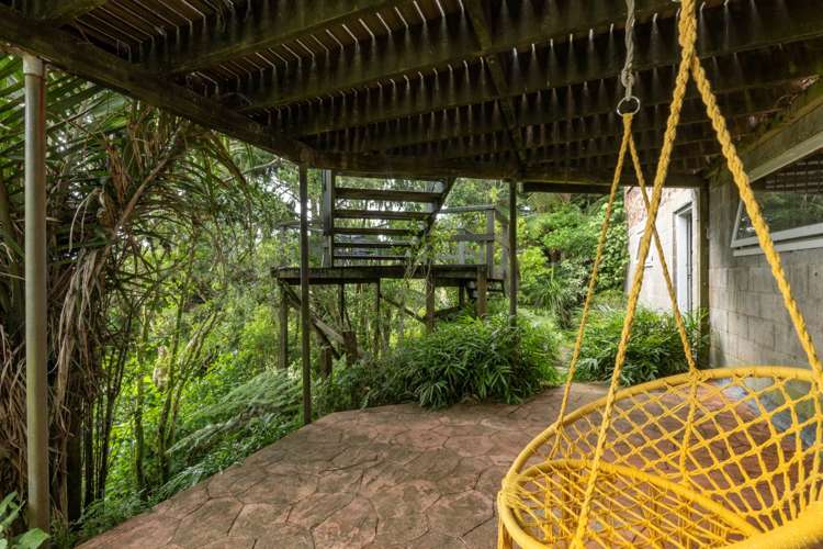 320 Forest Hill Road Waiatarua_16