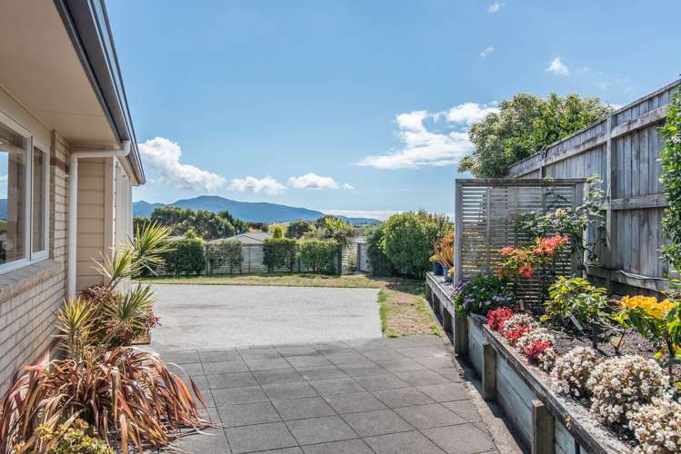 28 Quadrant Heights Paraparaumu_17