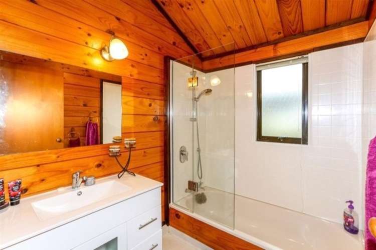 15 Hickford Place 10846_14