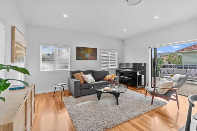 28 Renfrew Avenue Sandringham_13
