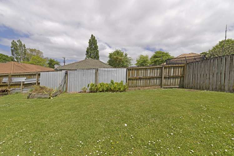 15 Cretian Crescent Henderson_15