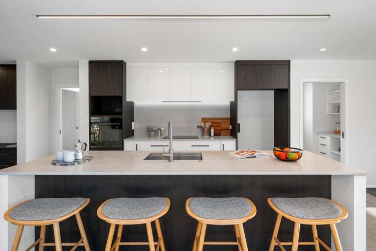 2B Kaiaho Close Aotea_4