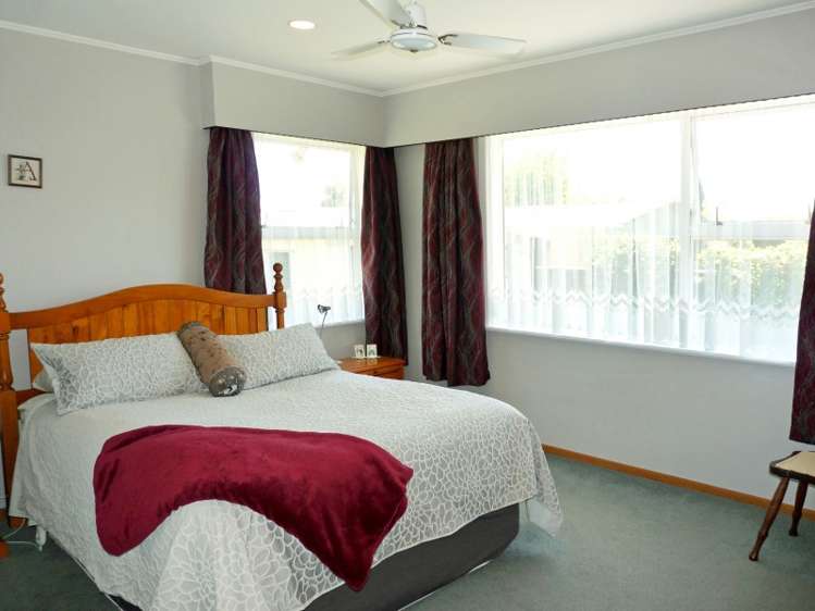 12 Reeves Street Stoke_10