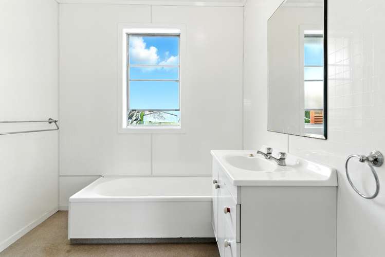 7 Henton Street Te Aroha_12