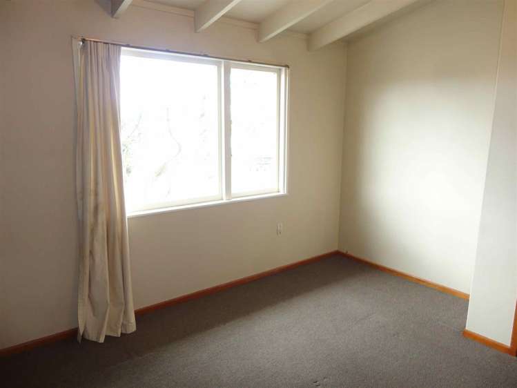 8 Rangatira Street 2775_9