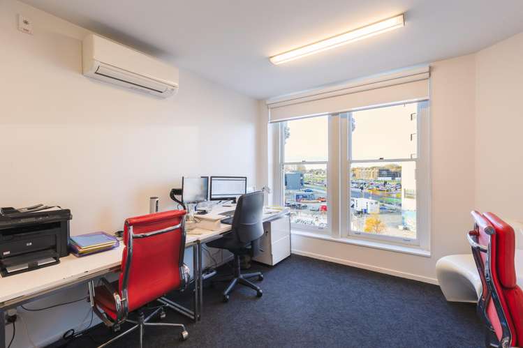 Suite 11/225 High Street Christchurch_9