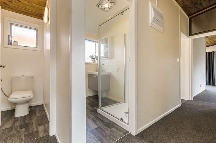 92 Ruawai Road Mount Wellington_11