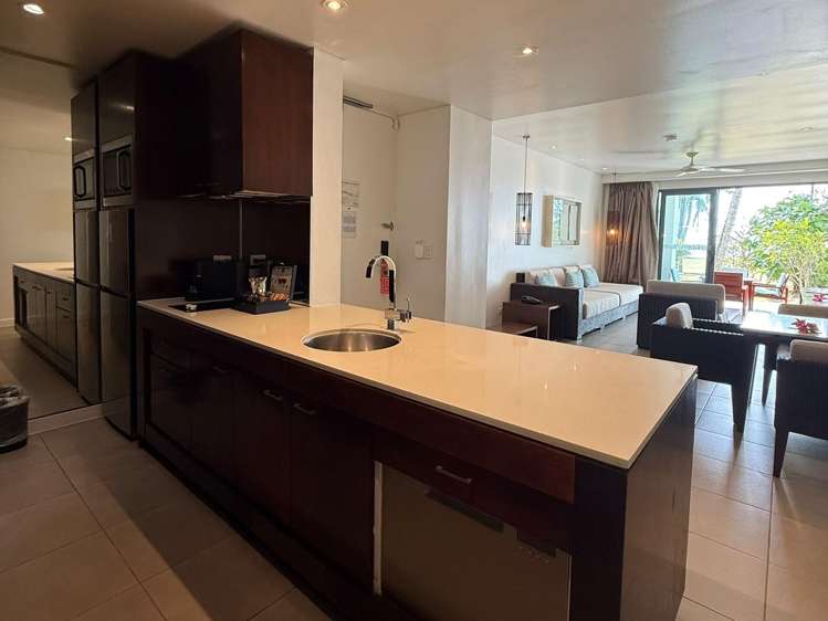 3701/50F Hilton Villa Denarau Island_12