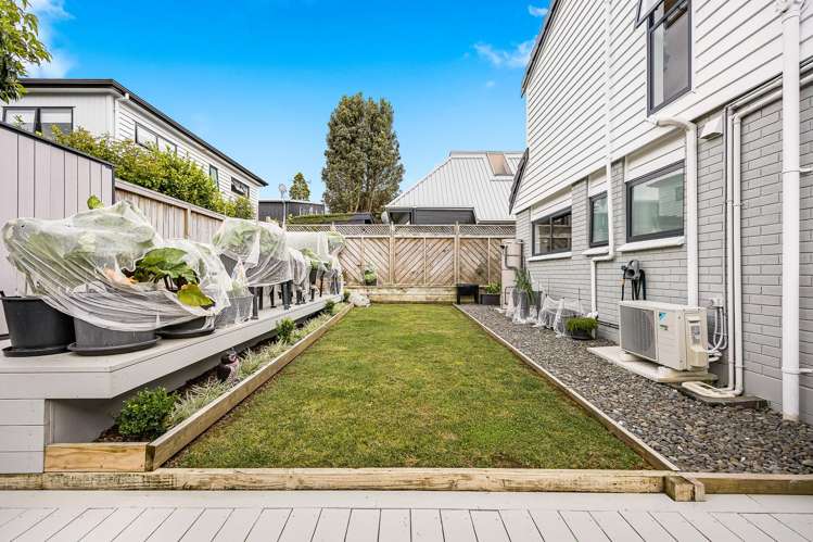 2/58 Hillcrest Avenue Hillcrest_16