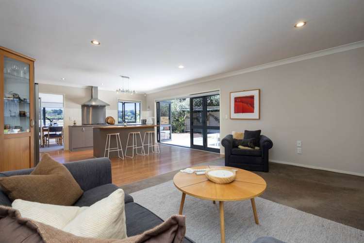 3 Frenz Drive Titirangi_2