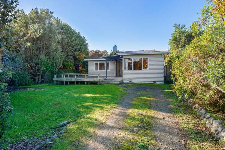 1 Titoki Road Raumati Beach_14