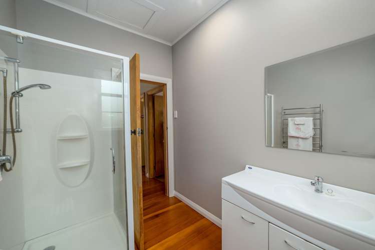 32 Wyndham Street Carterton_14