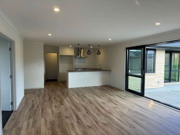 14 Bathurst Crescent Pokeno_2