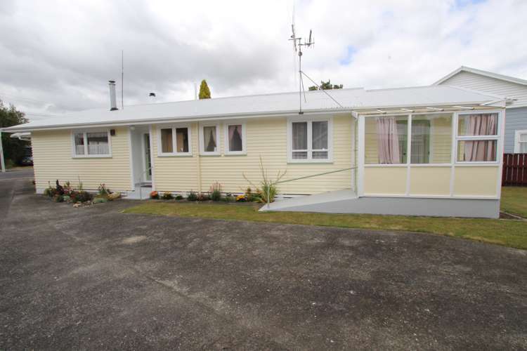 12 Albert Street Pahiatua_11
