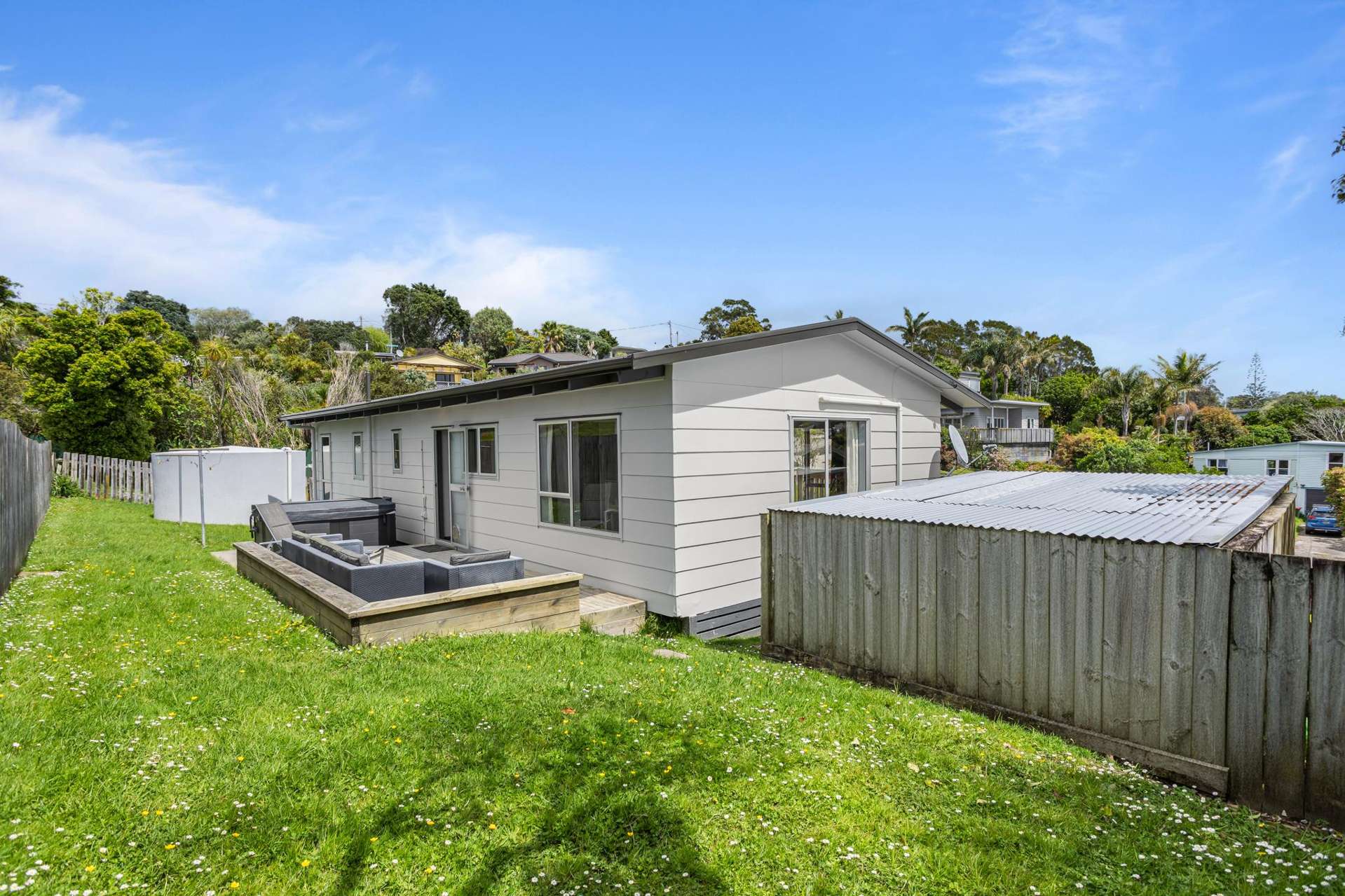8 Ozone Road Stanmore Bay_0