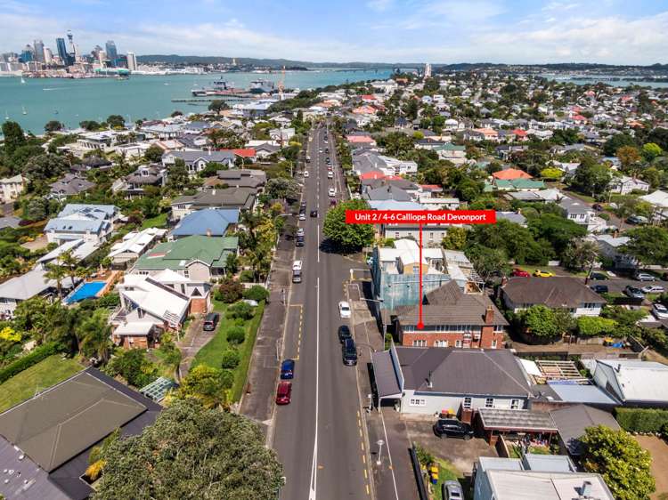 2/4 Calliope Road Devonport_17