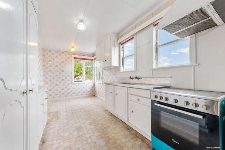 3196 Great North Road New Lynn_8