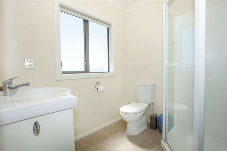 25 Tongariro Drive Aotea_13