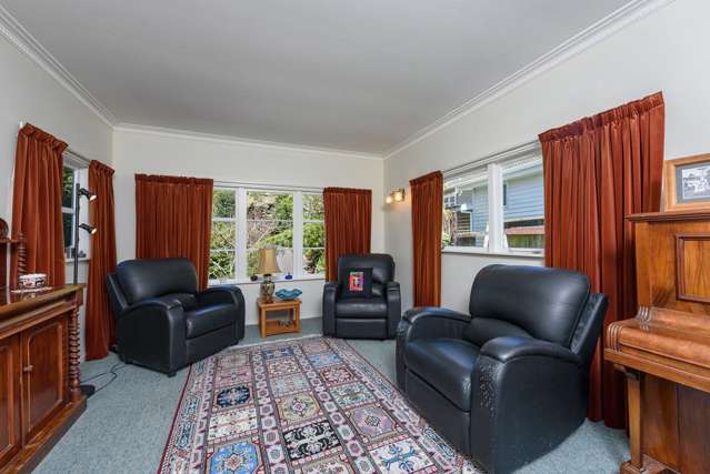 10 Collier Avenue Karori_4