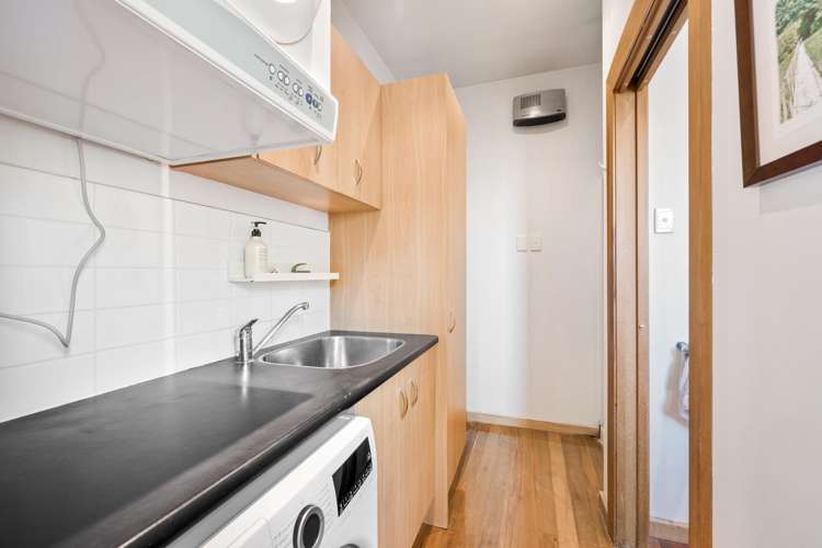 19 Birdwood Avenue Beckenham_17