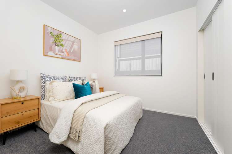 7 Taiororua Avenue Massey_15