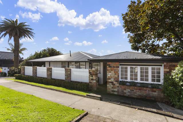 1/12 Masefield Street Howick_2