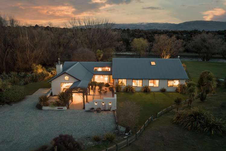 508 Lake Hawea - Albert Town Road Wanaka_45