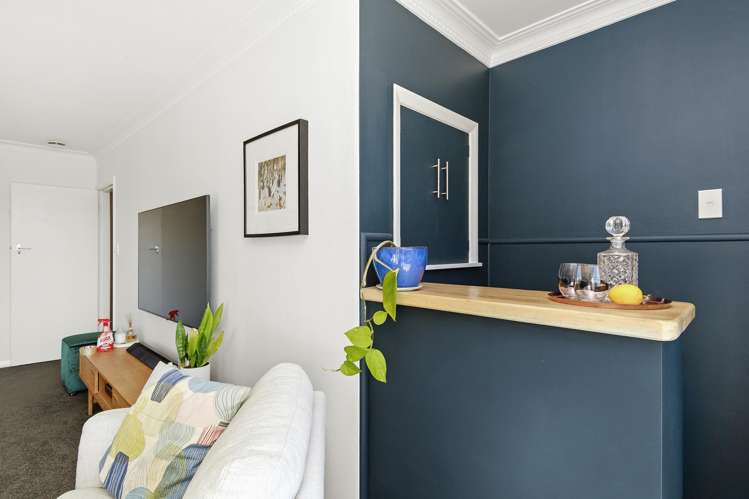 37 Sunrise Boulevard Tawa_8