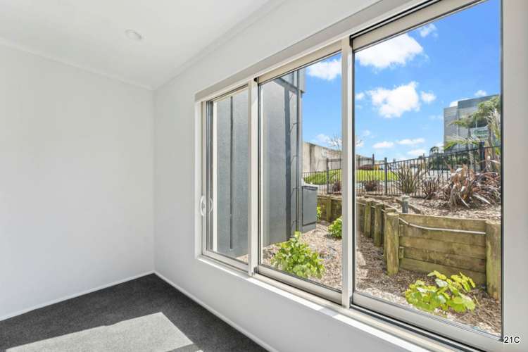 30 Westward Ho Glen Eden_12