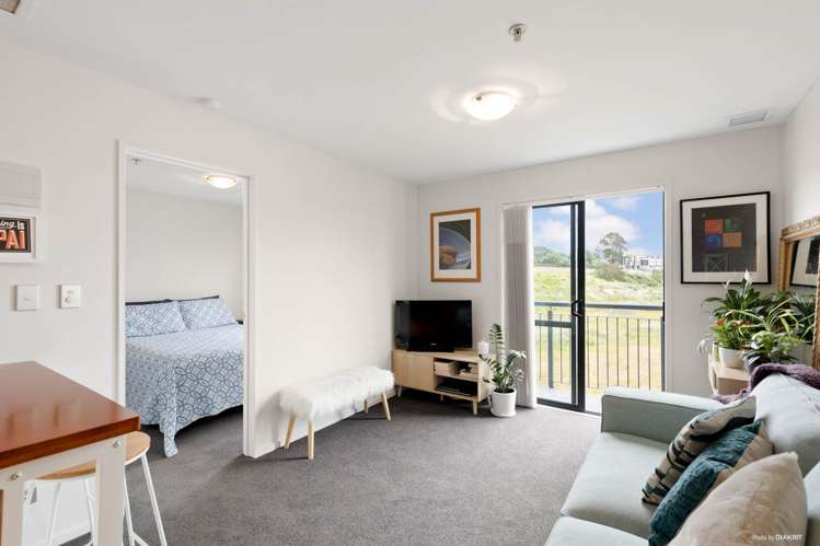 3G/17 Crown Lynn Place New Lynn_5