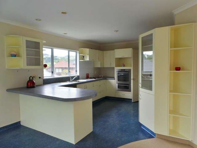 8a Aintree Grove Churton Park_1