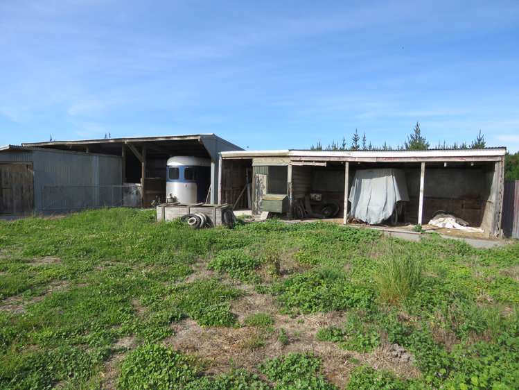 101 Wards Road Chertsey_21