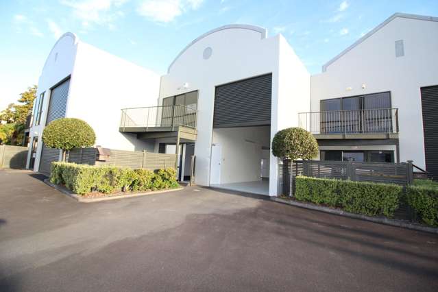 26/6 Airborne Road Albany_1