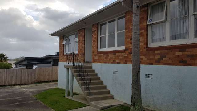 2/49 Grey Street Onehunga_4