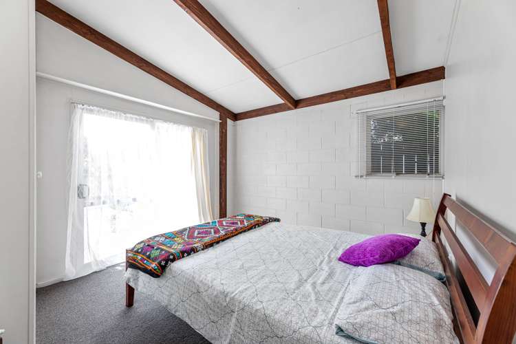 5a Newbourne Crescent Redwoodtown_10