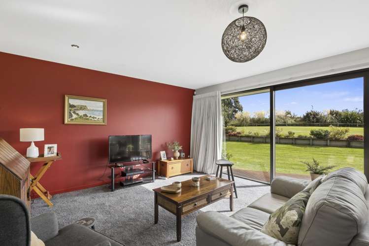 257 Gladstone Road South East Taieri_10