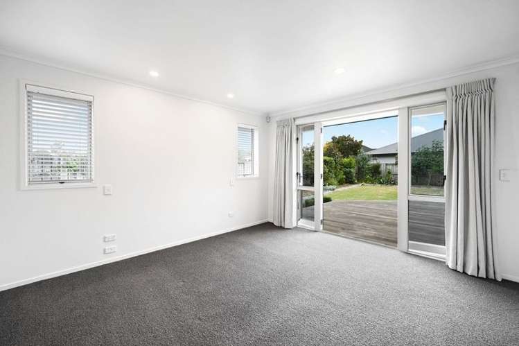 22 Darjon Drive 2750_7