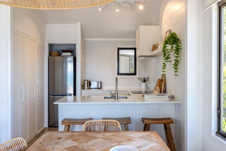 394 Sea View Road Onetangi_9