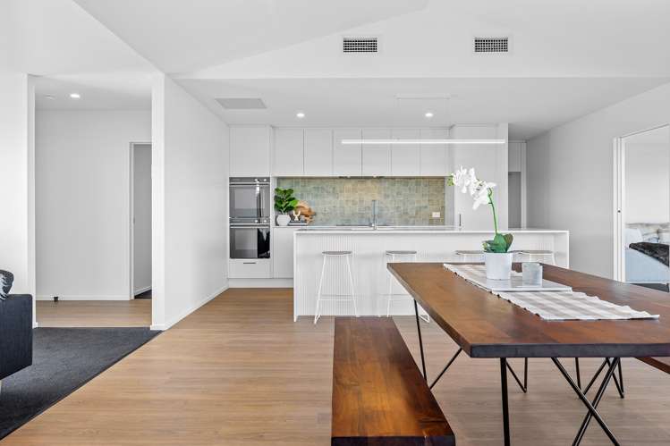 8 Frederick Busch Crescent Rangiora_3