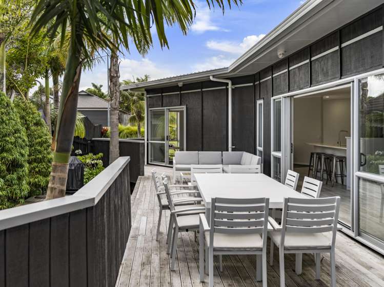 60 Intrepid Crescent Beachlands_22